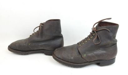FRANCE. Paire de brodequins modèle 1917 en...