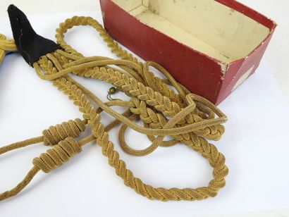 FRANCE. Aiguillettes d'officier d'état-major...
