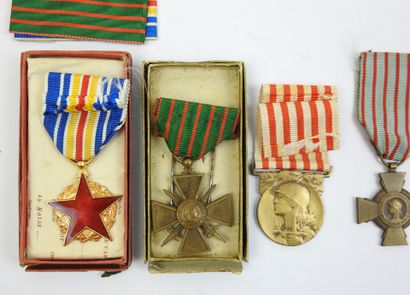 FRANCE. Suite de 6 médailles 14-18, croix...