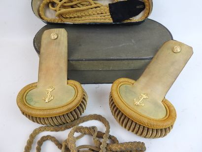 FRANCE. Paire d'épaulettes de capitaine de...
