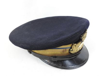 ITALIE. Casquette d'officier de santé subalterne...