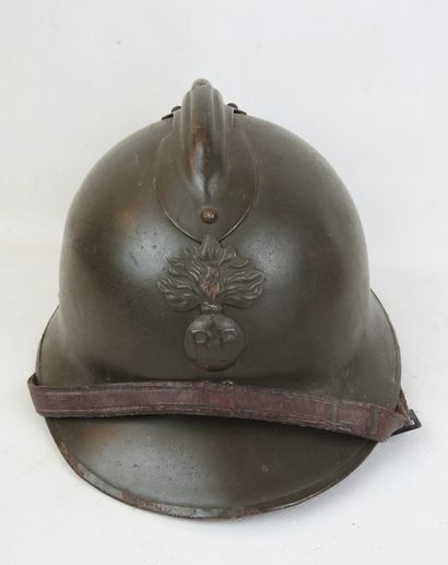 FRANCE. Casque Adrian modèle 1926 d'infanterie...