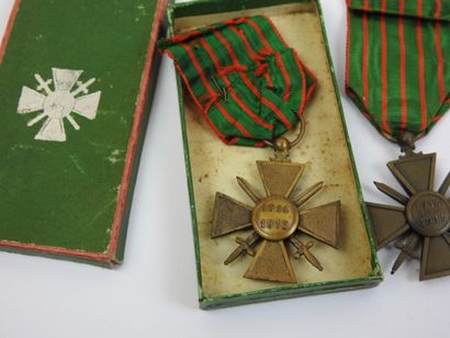 FRANCE. Suite de croix de guerre attribuées...
