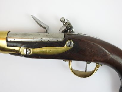 FRANCE. Pistolet à silex de cavalerie modèle...