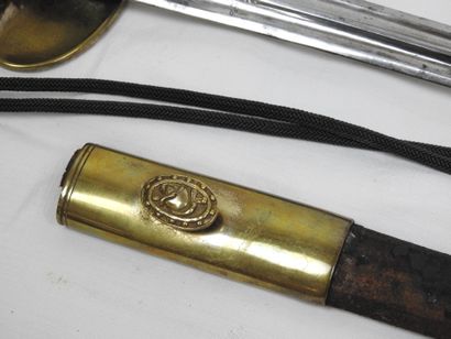 FRANCE. Epée modèle 1816 à ciselure d'officier...