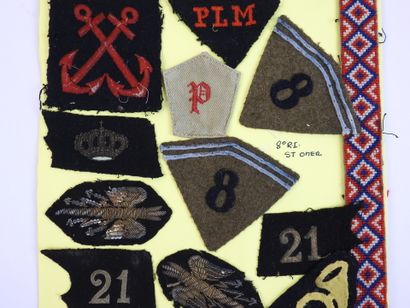 FRANCE. Planche d'insignes en tissu, pattes...