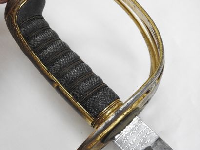 ANGLETERRE. Sabre d'officier d'infanterie...
