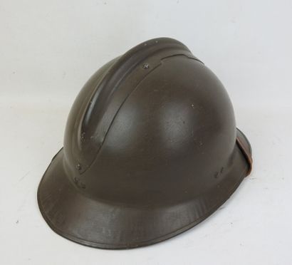 FRANCE. Casque Adrian modèle 1926 d'infanterie...