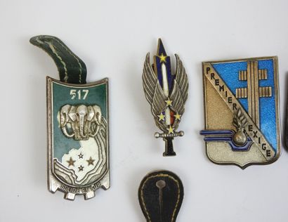 
FRANCE. Lot de 14 insignes régimentaires...