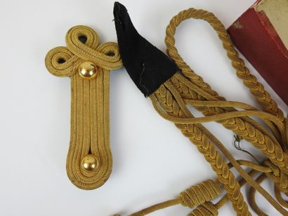 FRANCE. Aiguillettes d'officier d'état-major...
