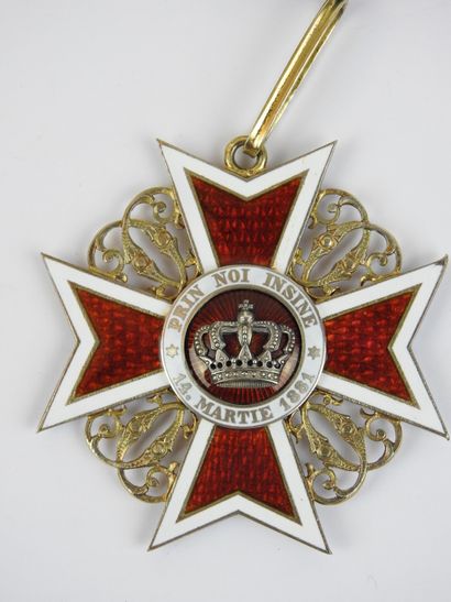 ROUMANIE. Ordre de la couronne, croix de...