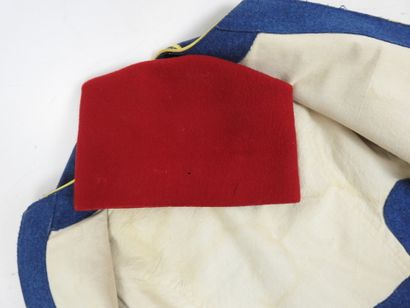 FRANCE. Tenue de tradition de tirailleur...