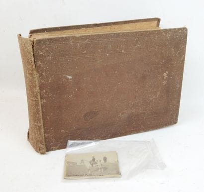 
ALBUM PHOTO. Album d'un officier de spahis...