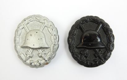 ALLEMAGNE. Suite de deux insignes des blessés...