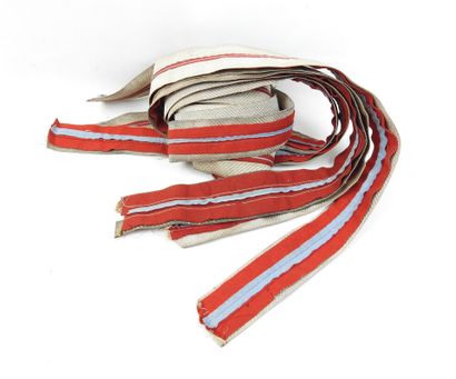 FRANCE. Lot de 3 paires de bandes de pantalon...