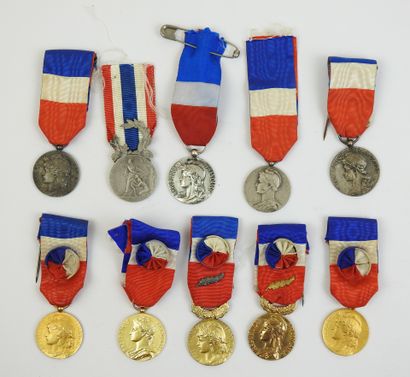 FRANCE. Lot de 10 médailles d'honneur en...