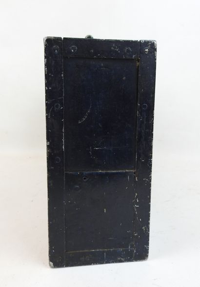 FRANCE-URSS. Caissette à outils en tôle d'aluminium...