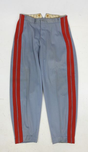 FRANCE. Pantalon flottard d'officier de spahi...