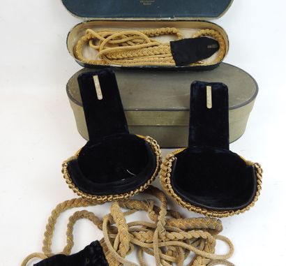FRANCE. Paire d'épaulettes de capitaine de...