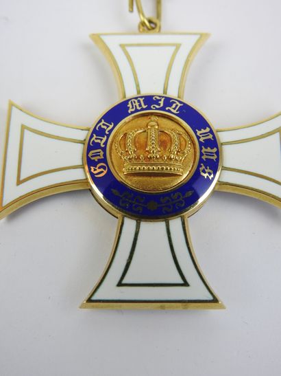 PRUSSE. Ordre royal de la couronne, croix...