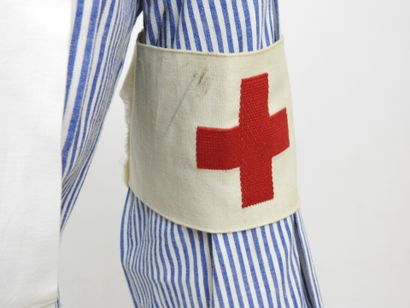 ALLEMAGNE. Tenue d'infirmière de la 