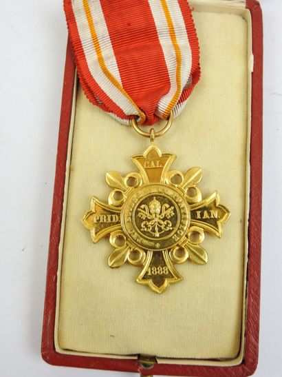 ETATS du PAPE. Croix 