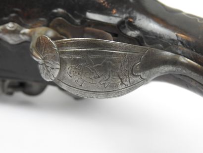 FRANCE. Pistolet à silex de voyage à double...
