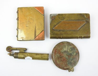 FRANCE. Suite de 4 briquets dont deux en...