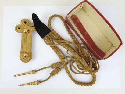 FRANCE. Aiguillettes d'officier d'état-major...