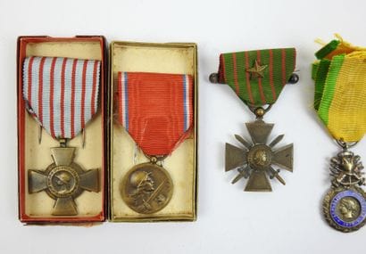 FRANCE. Suite de 6 médailles 14-18, croix...