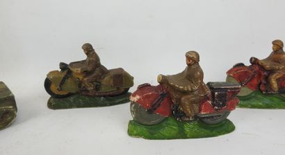 JOUETS. JRD, suite de 5 figurines en composition...