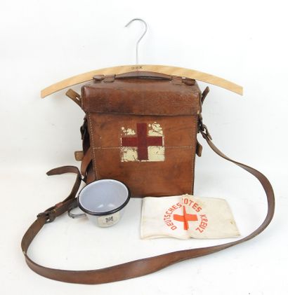 ALLEMAGNE. DRK (Deutsche rote kreuz), brassard...