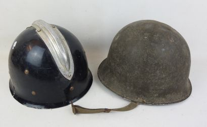 FRANCE. Casque modèle 1951 daté 1953, complet...