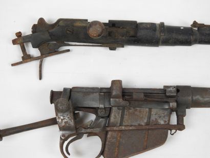 
DIVERS. Epave de fusil Lee-Enfield et de...