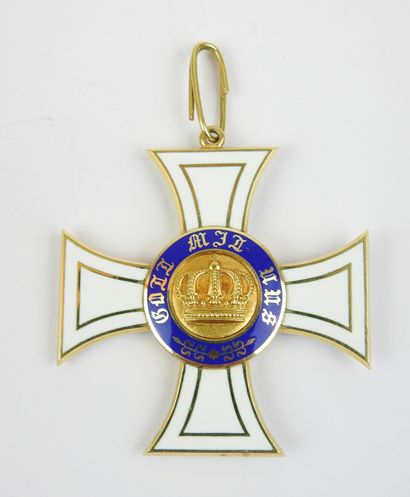 PRUSSE. Ordre royal de la couronne, croix...