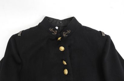 FRANCE. Tunique modèle 1931 d'adjudant de...