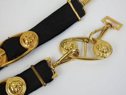 ALLEMAGNE. Paire de bélières pour dague d'officier...