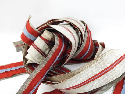 FRANCE. Lot de 3 paires de bandes de pantalon...