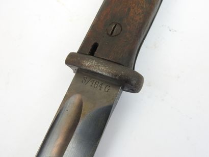 ALLEMAGNE. Baïonnette Mauser 98K, plaquette...