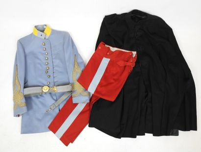 FRANCE. 4th RTT battalion commander's uniform,...