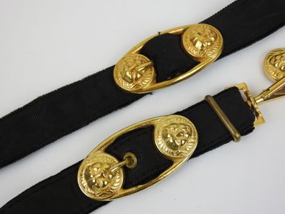 ALLEMAGNE. Paire de bélières pour dague d'officier...