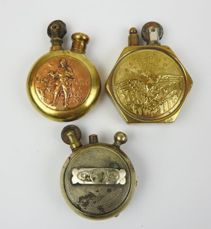 FRANCE. Suite de 3 briquets, 2 