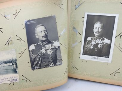 ALBUM CPA. Collection d'environ 200 cartes...