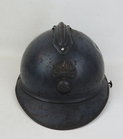 FRANCE. Casque Adrian M15 d'infanterie en...