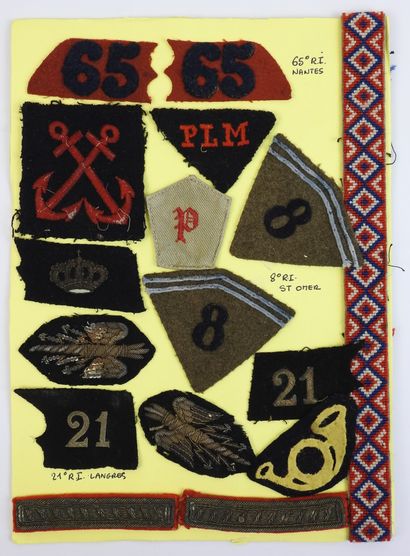 FRANCE. Planche d'insignes en tissu, pattes...