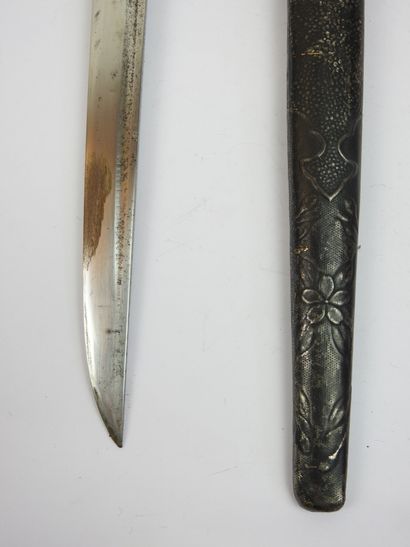 JAPON. Dague d'officier de la marine impériale...