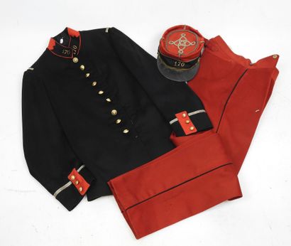 FRANCE. Uniforme d'un adjudant du 170e d'infanterie...