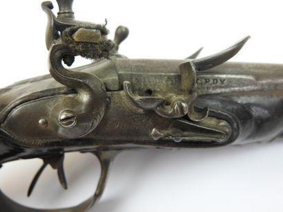 FRANCE. Pistolet à silex de voyage à double...