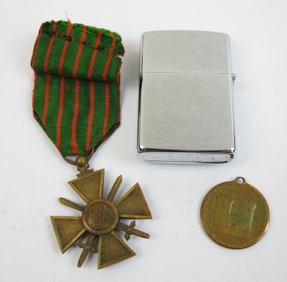 MISCELLANEOUS. Lot consisting of a Croix...