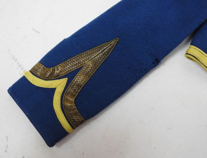 FRANCE. Boléro de sergent du 13e Tirailleurs...